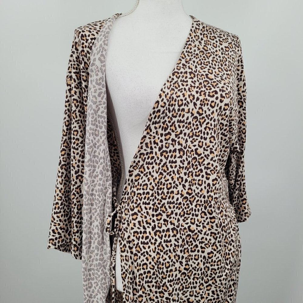 Flora Nikrooz Cora Leopard Print Robe - Picture 6 of 12